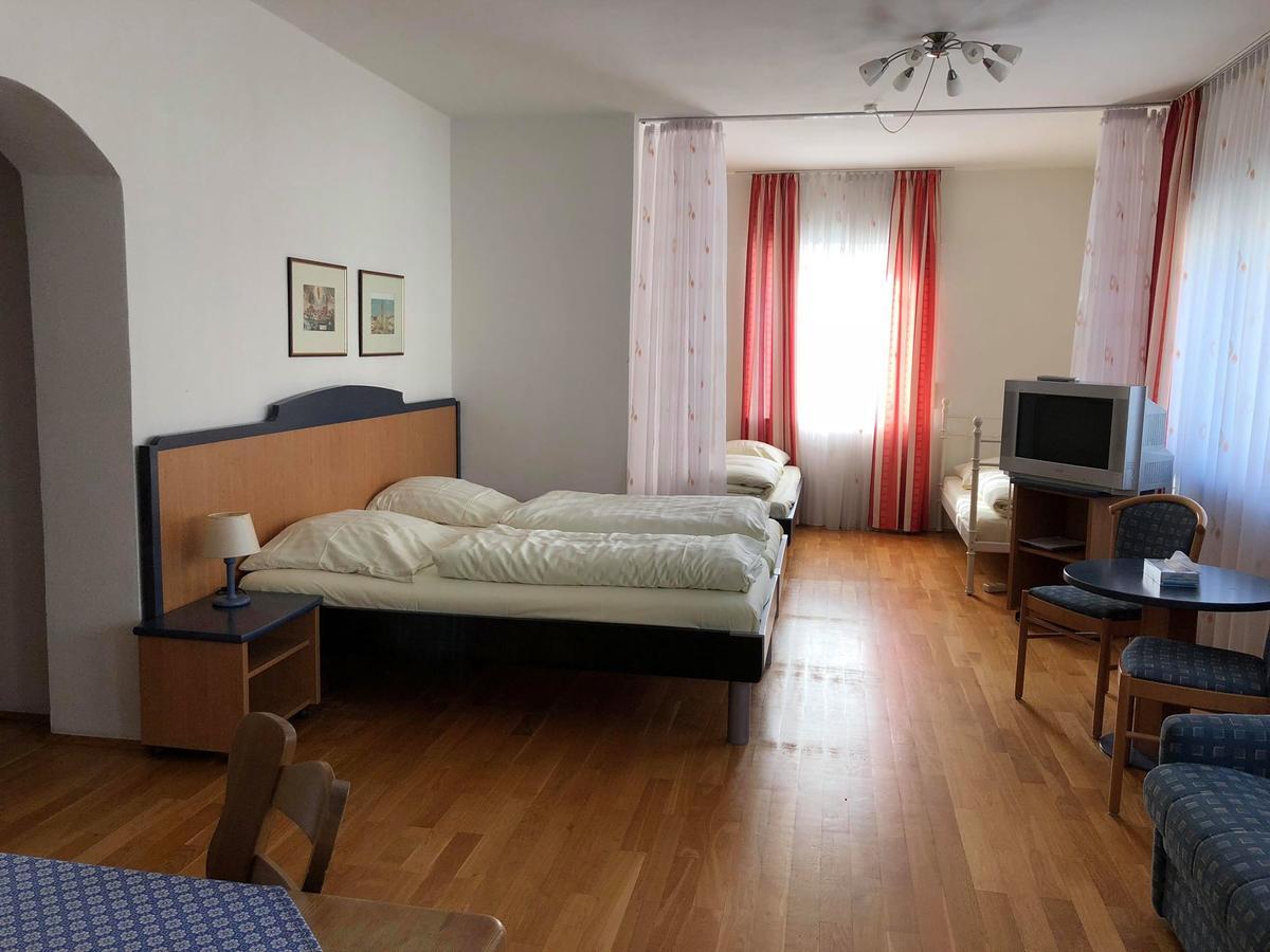 Hotel Gaeubodenhof シュトラウビング エクステリア 写真